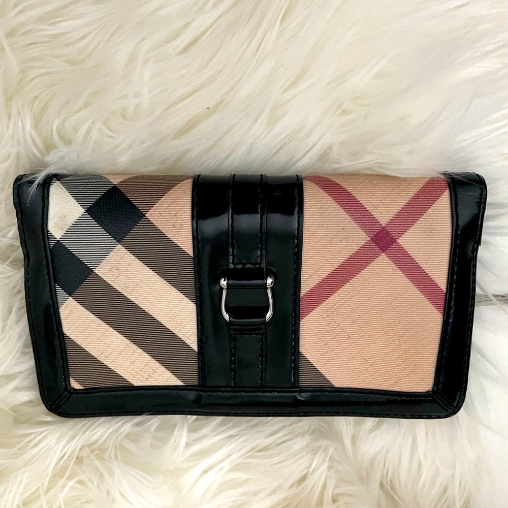 Burberry Nova Check Plaid Long Wallet